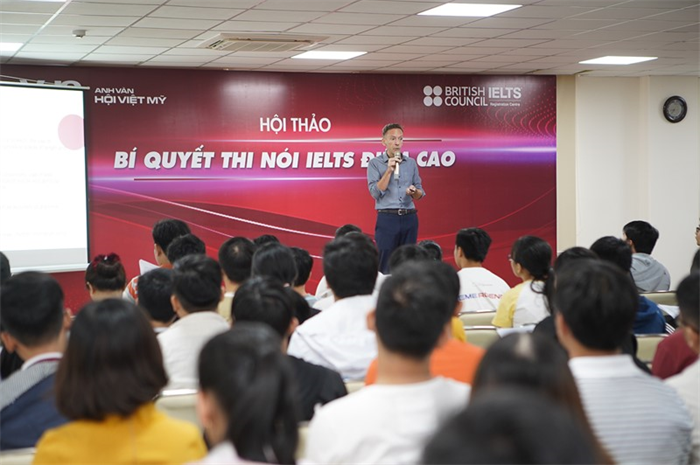 Teen hào hứng cùng hội thảo kỹ năng speaking IELTS hữu ích